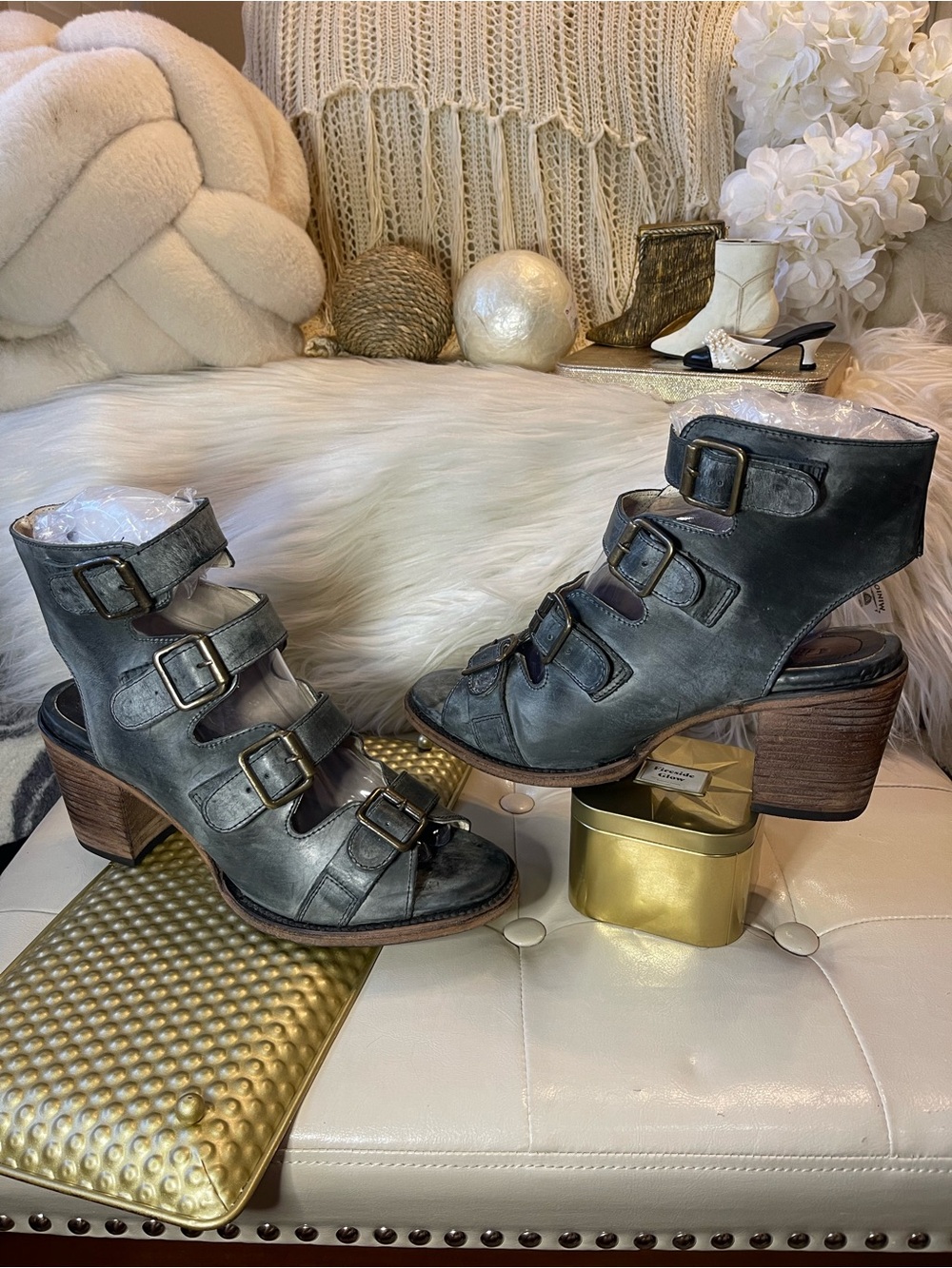 Freebird NWOT “Quail” Leather Sandal Bootie in Smoke Colorway